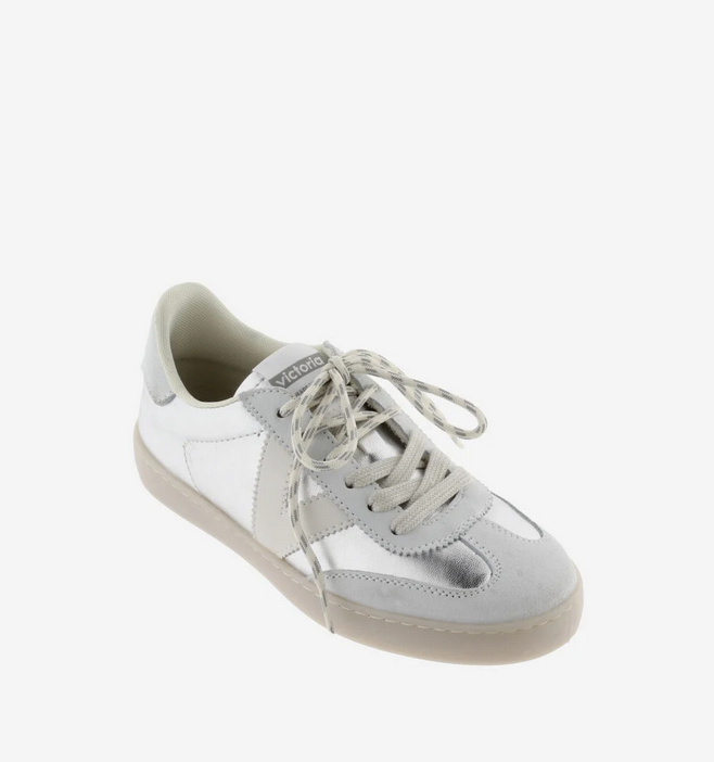 Victoria Berlin Métal et Daim 3