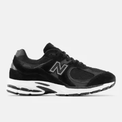 NEW BALANCE 2002R BLACK