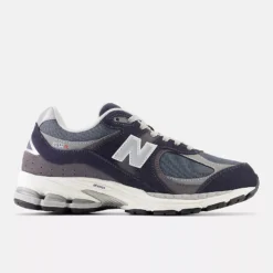 NEW BALANCE 2002R BLUE
